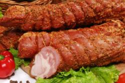 CARNE, MEZELURI - din carne porc, carne vita, carne pui - FERMA ZOOTEHNICA, Baia Mare, MM, m2010_55.jpg